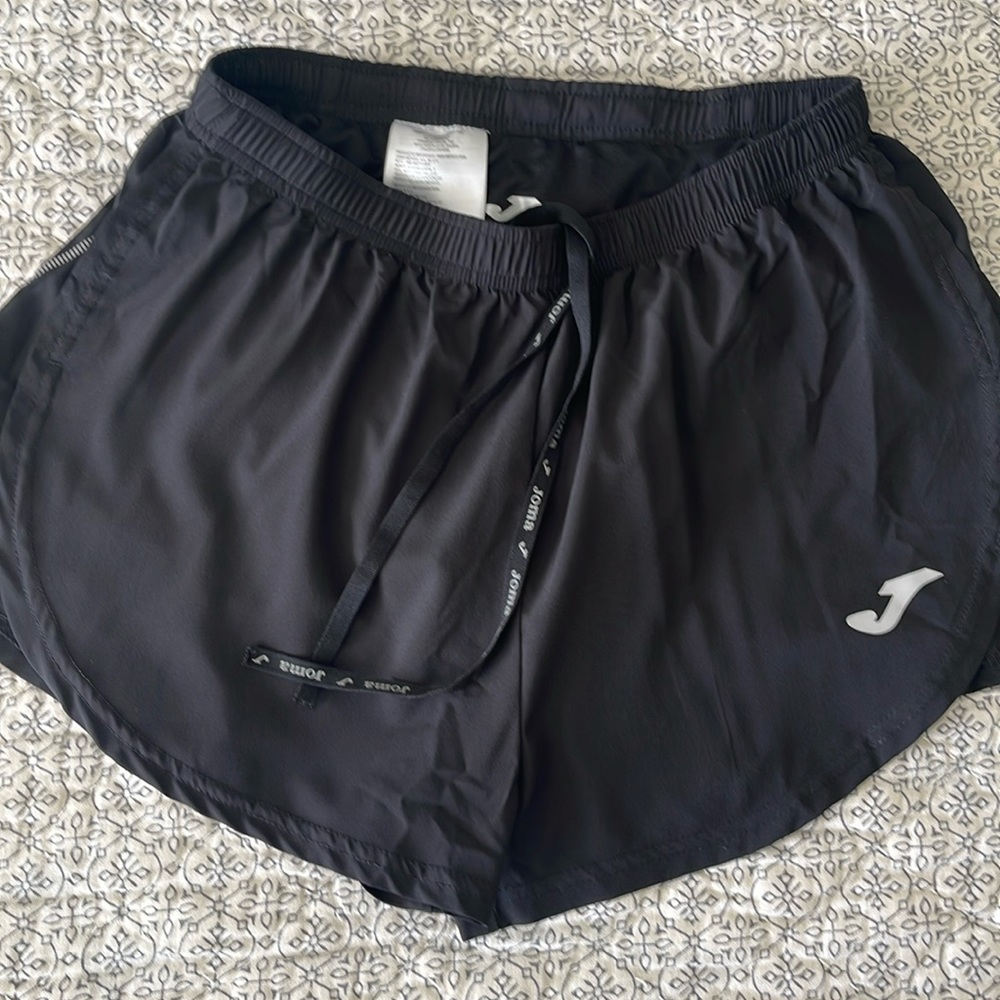 JOMA woman’s trail running shorts